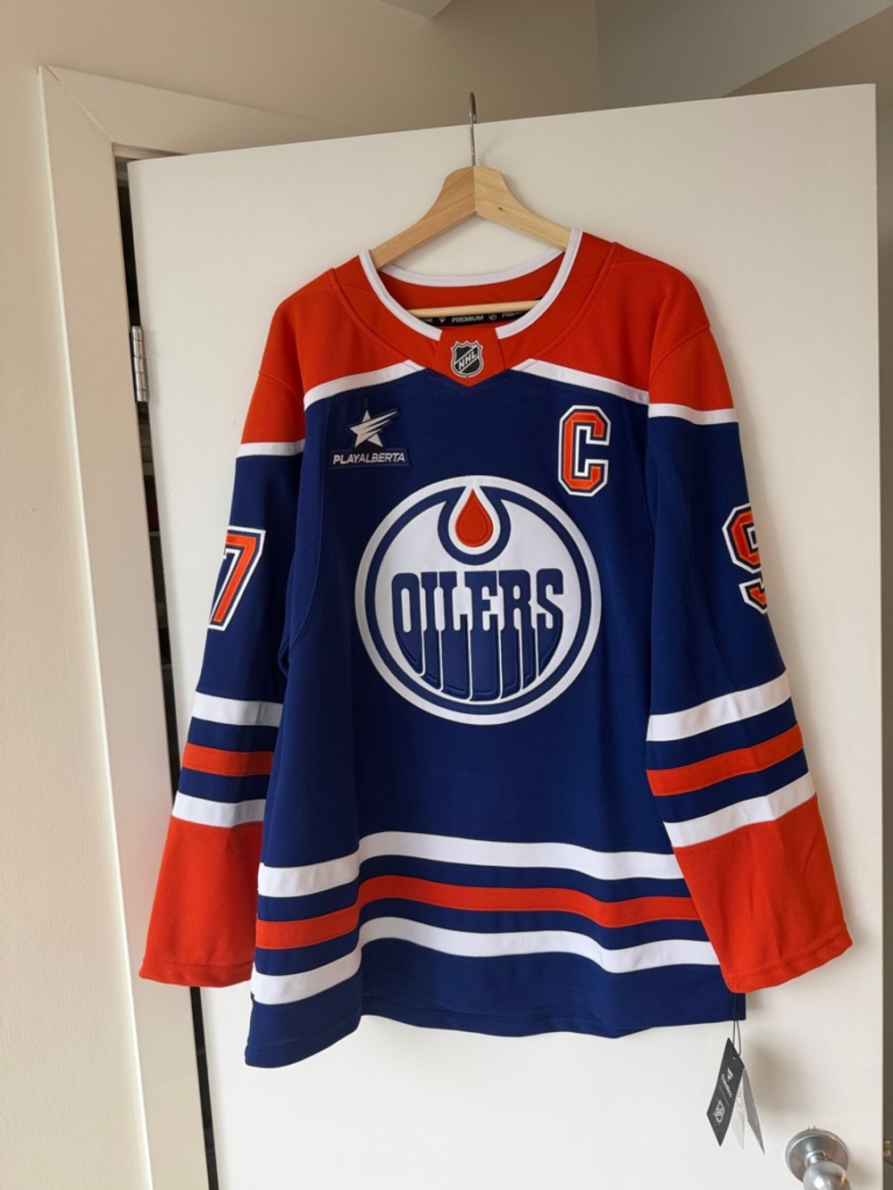 Oilers - Connor McDavid Hockey Jersey